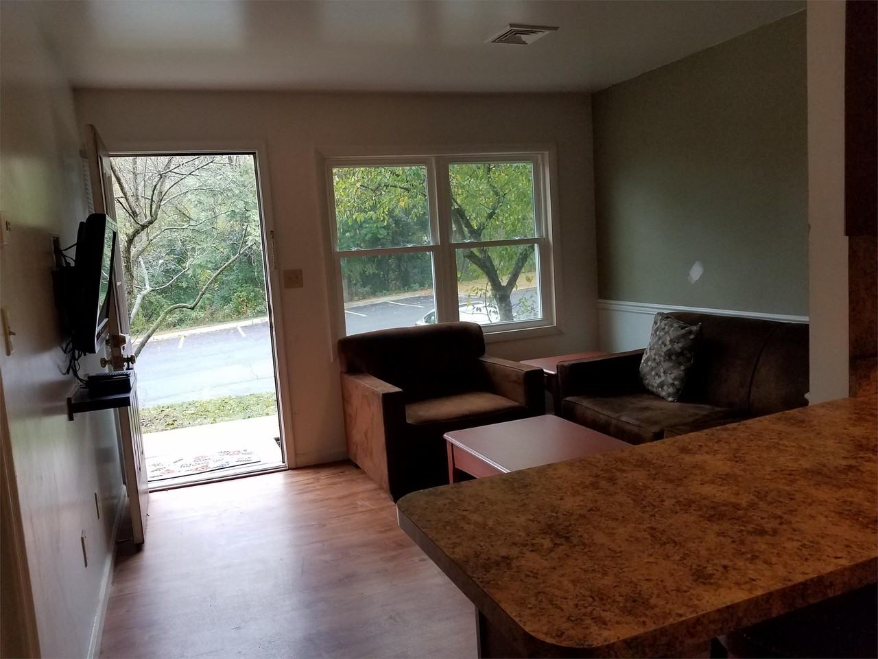 4215 Sussex Dr #8 - Photo 2 of 6