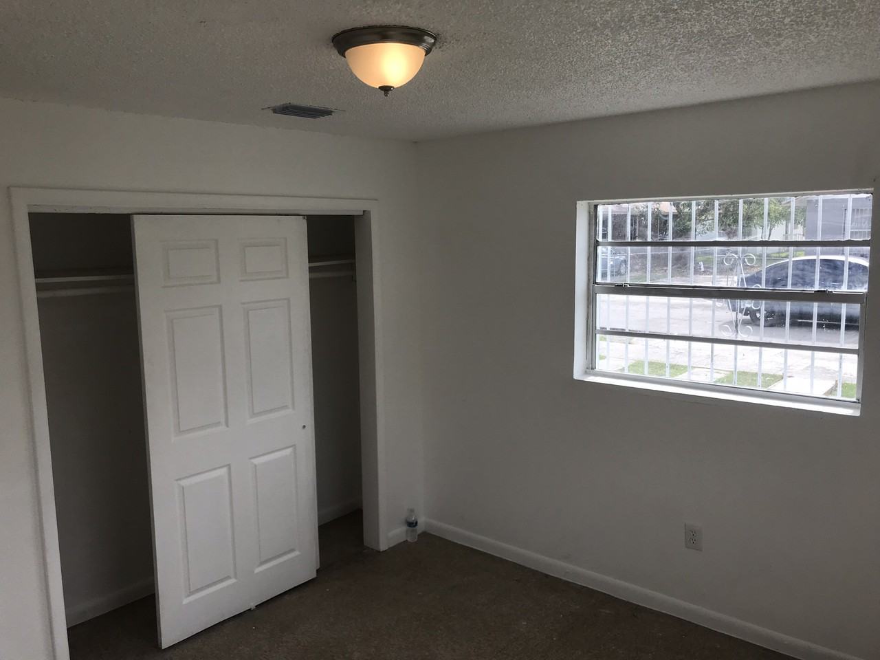 440 Northwest 13th Street #1 - Photo 4 of 7