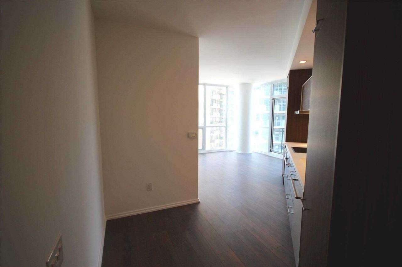 45 Charles Street East #1007