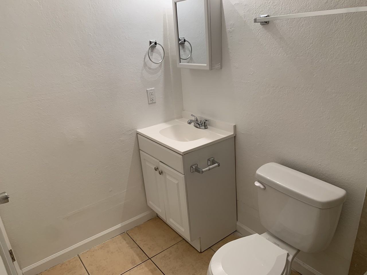 1 E Navajo Rd #6 - Photo 7 of 9