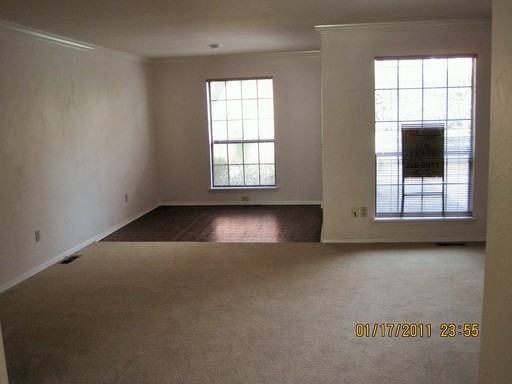 6325 N Villa Ave #148 - Photo 3 of 7