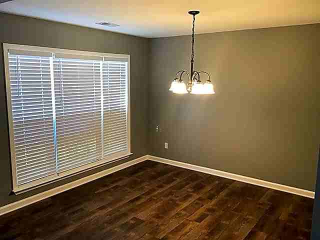 2412 Newberry Ln - Photo 2 of 16