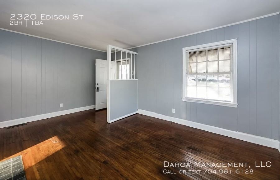 2320 Edison St - Photo 3 of 11