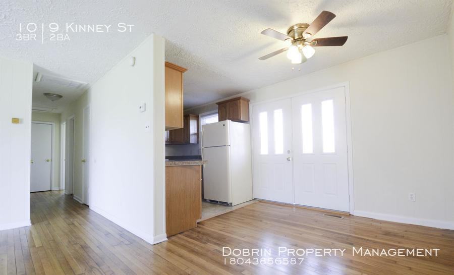 1019 Kinney St - Photo 4 of 18