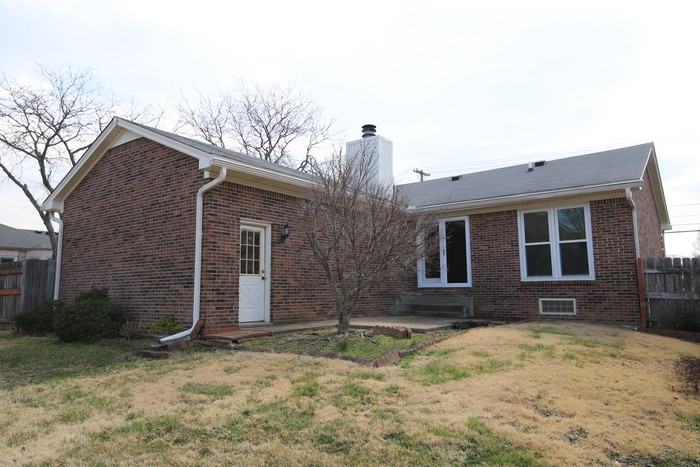 8913 Westport Rd - Photo 3 of 14