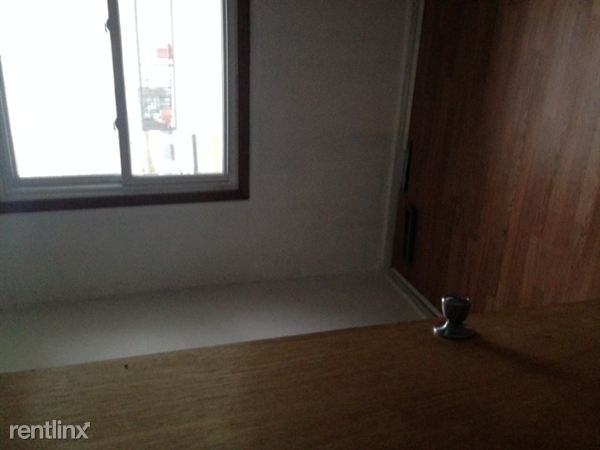 16349 Winchester Ave - Photo 2 of 4