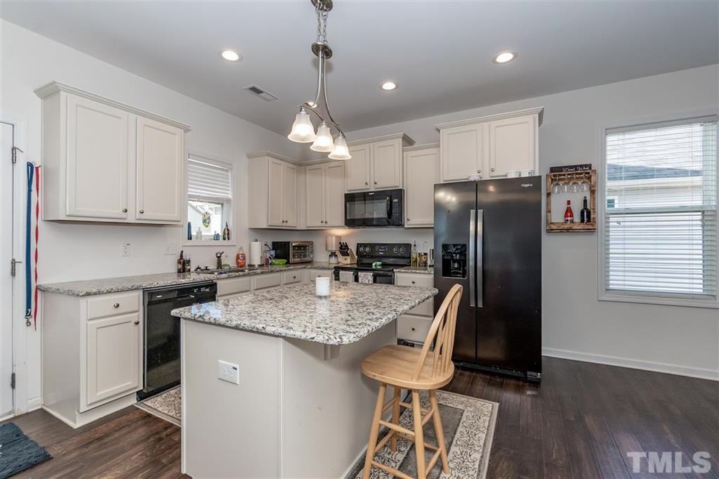 42 Griffith Pl #1 - Photo 4 of 25