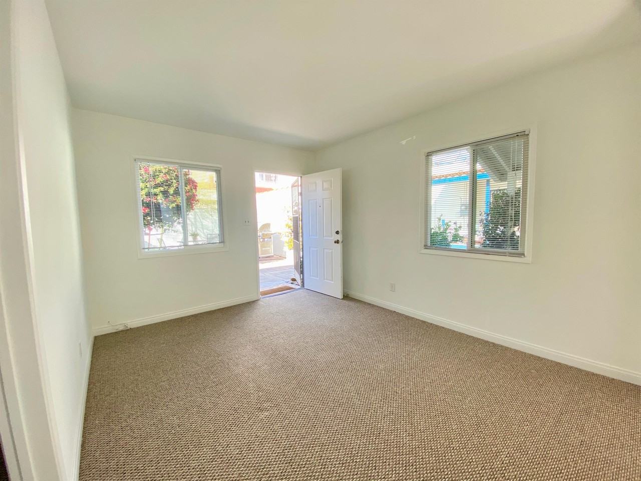 4476 Bancroft St #4476 - Photo 5 of 12