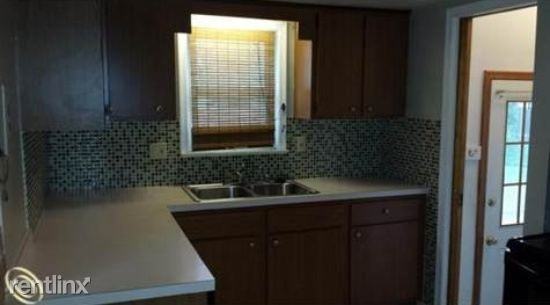 9060 Kinloch - Photo 2 of 9