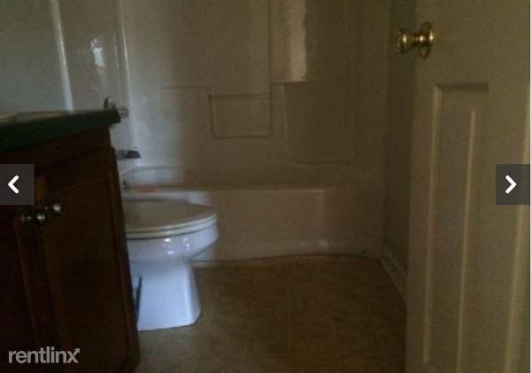 1709 Fresno St - Photo 3 of 7