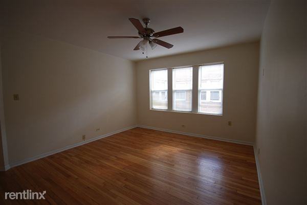 8051 S Manistee Ave - Photo 3 of 6