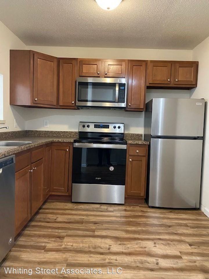 15 Prospect St - Photo 2 of 11