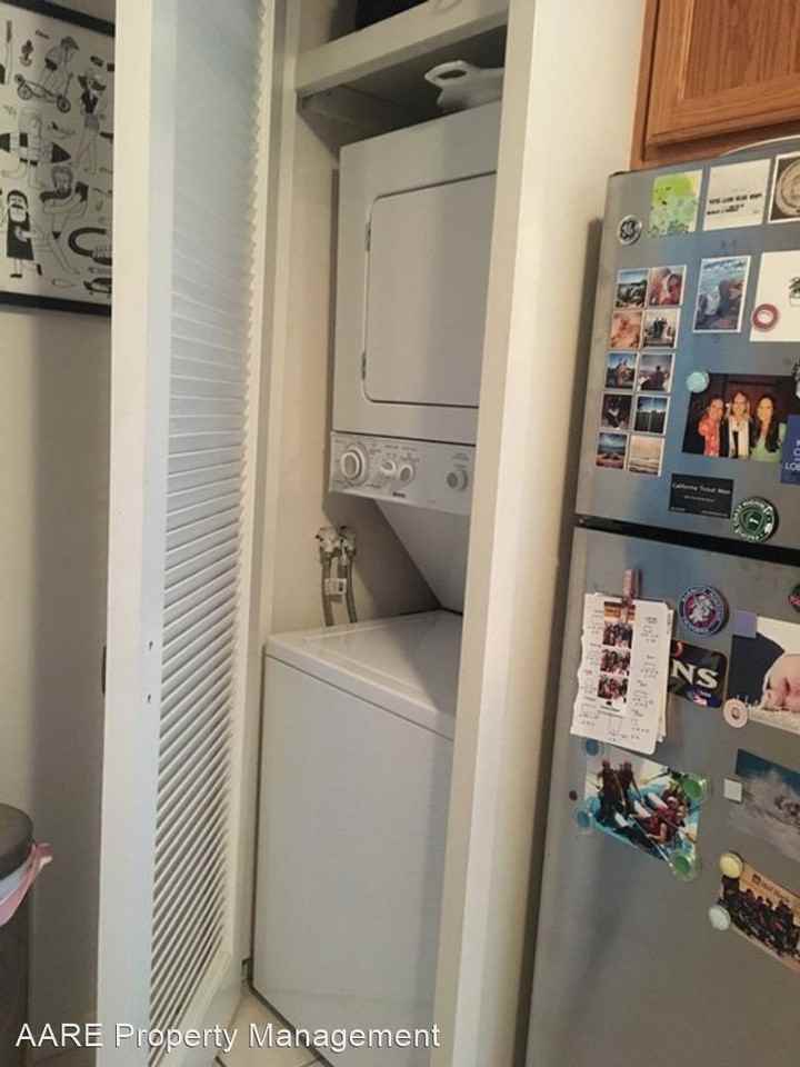 145 145 Phoebe St - 147 Phoebe - Photo 3 of 8