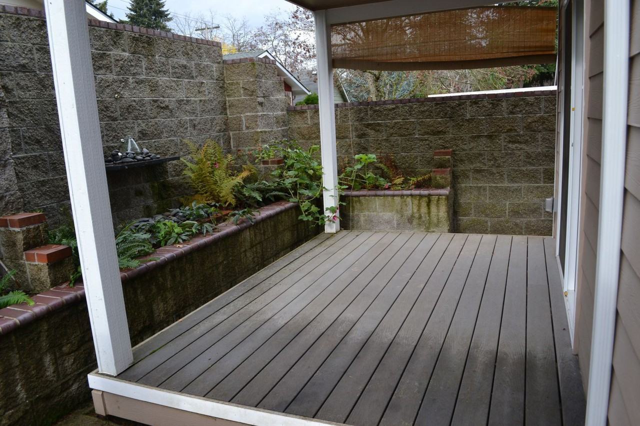 2151 Winter St Se - Photo 2 of 12