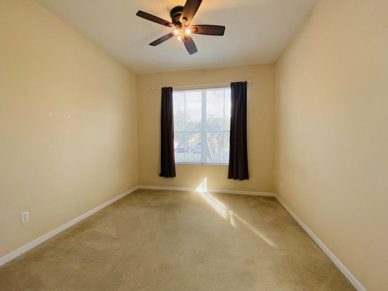 4960 Luge Ln - Photo 2 of 27