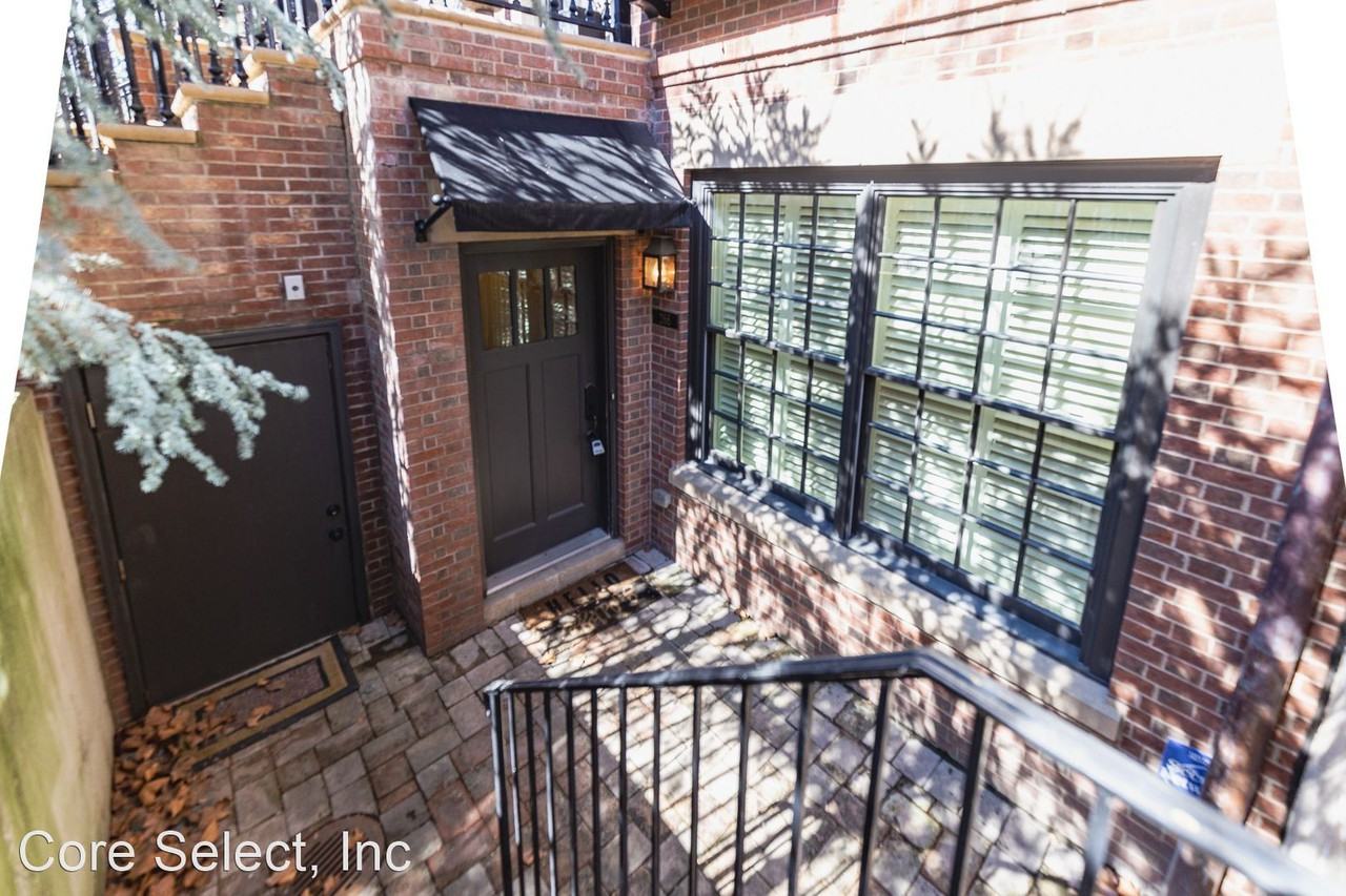 266 E Gay St - Photo 3 of 14