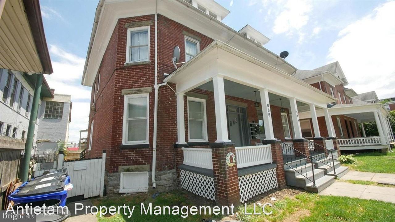 666 Oak Hill Avenue - Photo 2 of 14