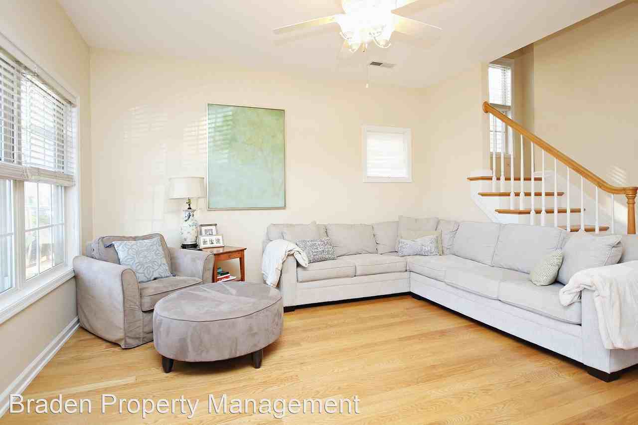 148 Burnet St - Photo 2 of 23