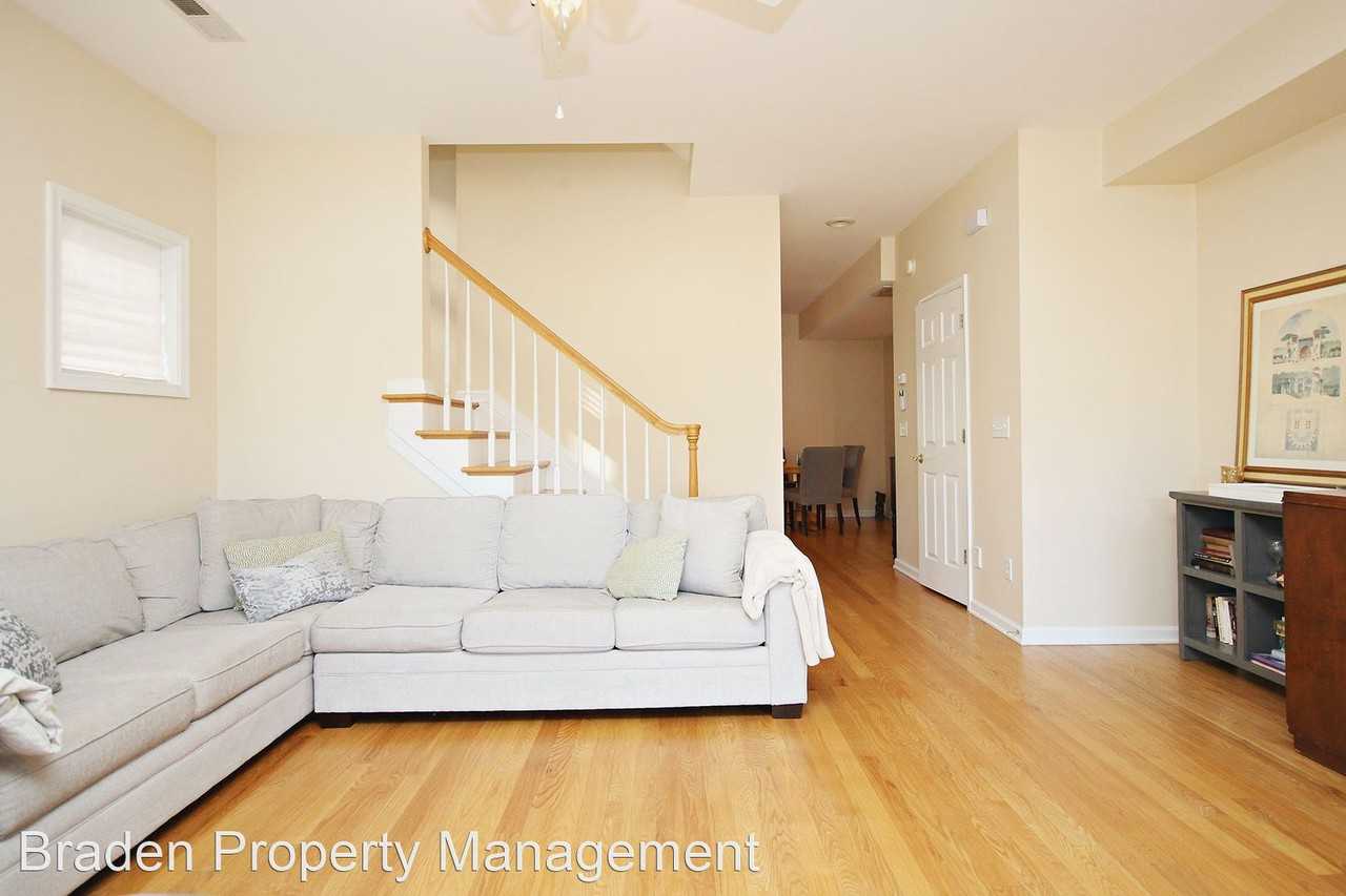 148 Burnet St - Photo 3 of 23