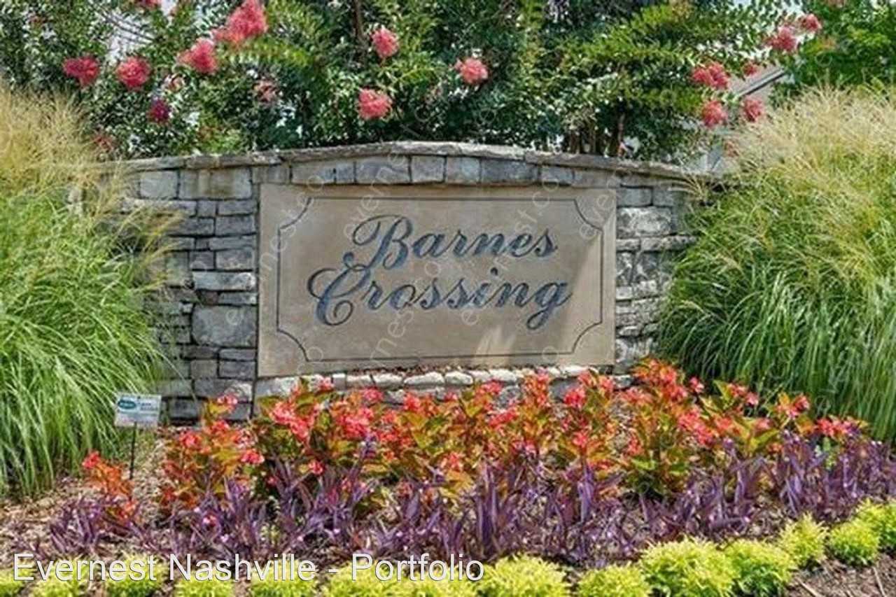 1933 Shaylin Loop - Photo 3 of 25