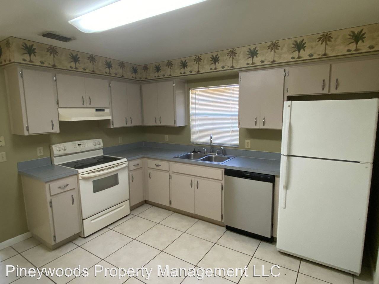 728 Sunbright Dr - Photo 3 of 10