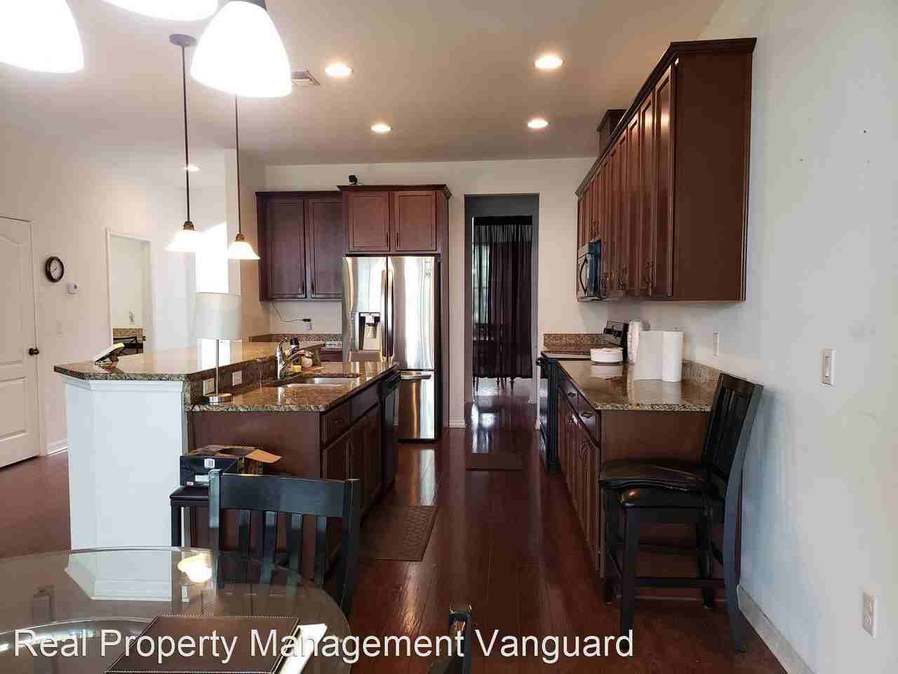 3300 Mccormick Woods Dr - Photo 3 of 17