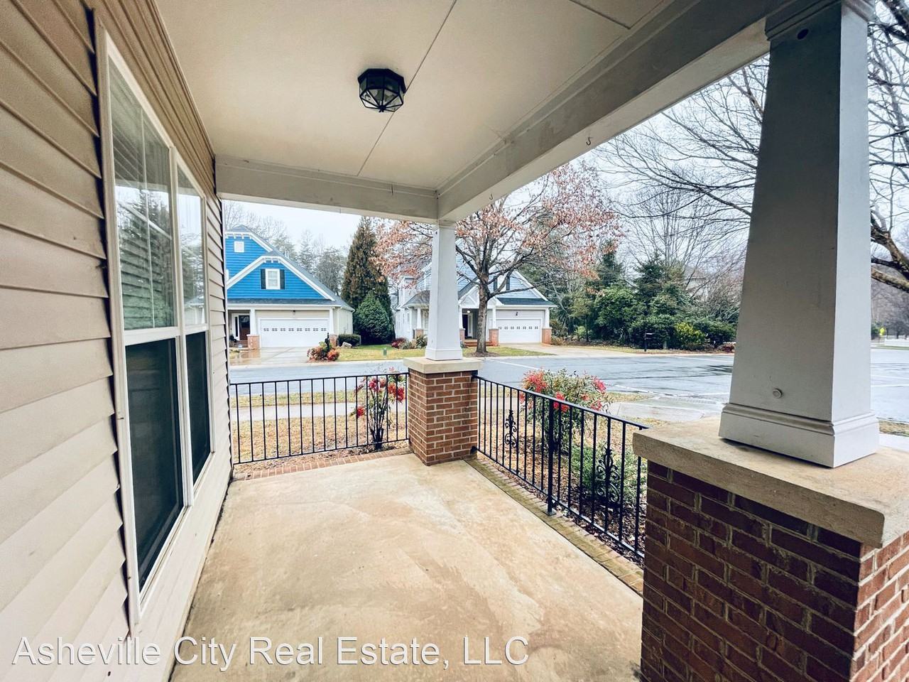 1414 Kenton Ln - Photo 3 of 26