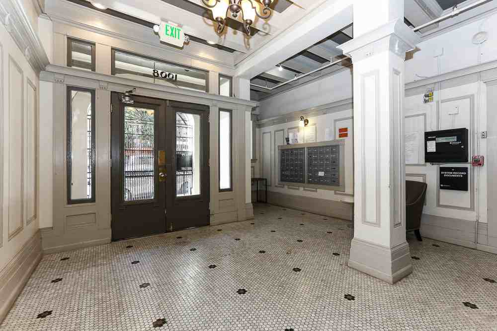 1008 Larkin St. - Photo 3 of 11