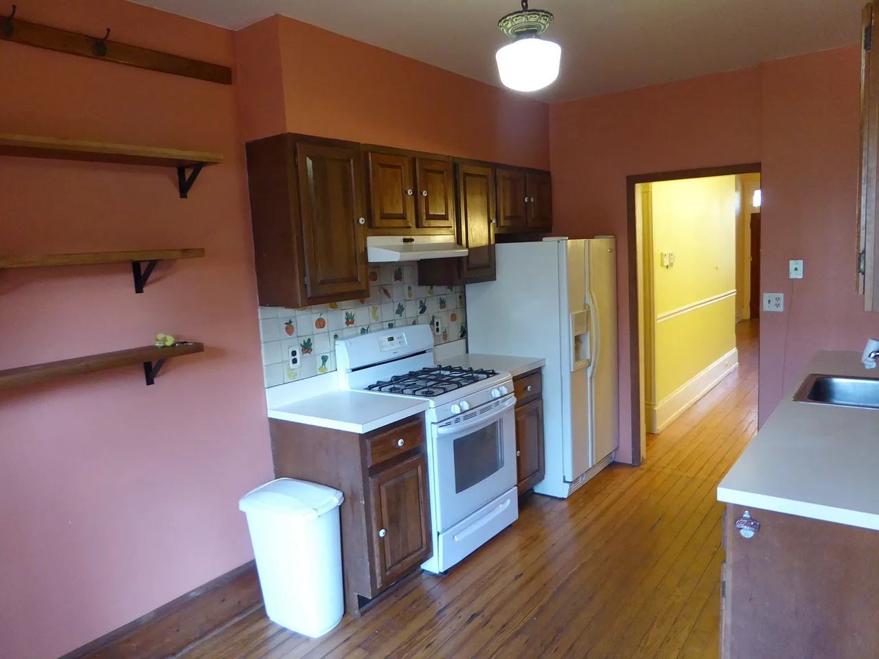 1105 C St Ne #1 - Photo 6 of 17