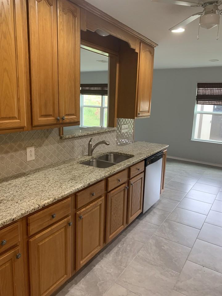 801 Brushy Creek Dr #1 - Photo 5 of 21
