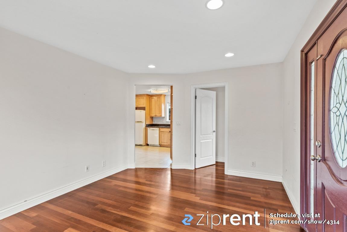 661 W Washington Ave - Photo 2 of 17