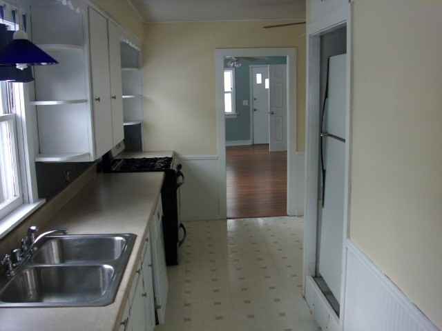 3116 Longstreet Ave SW - Photo 3 of 12