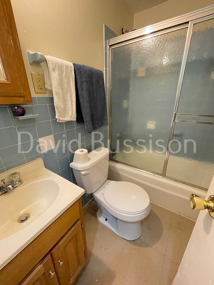 1120 Commonwealth Ave #2 - Photo 3 of 6