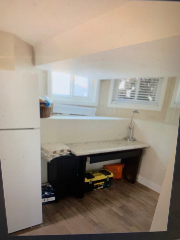 531 19th Ave SW - Photo 3 of 5