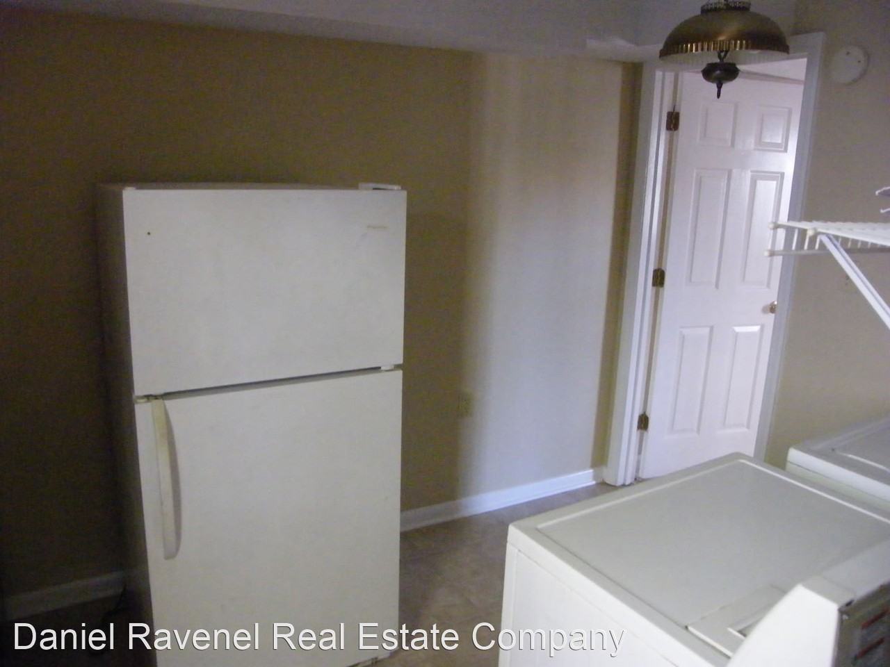 67 Alexander - Photo 3 of 6