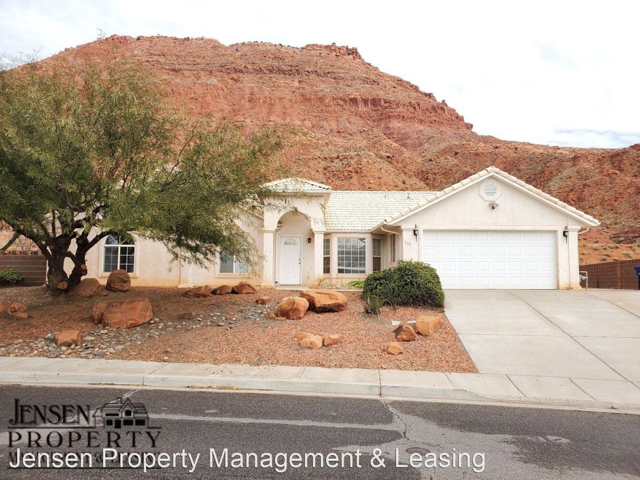 562 N Summit Rdg - Photo 2 of 31