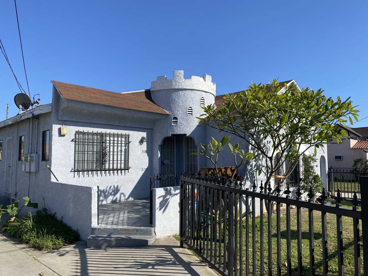 318 S Mcbride Ave - Photo 2 of 27