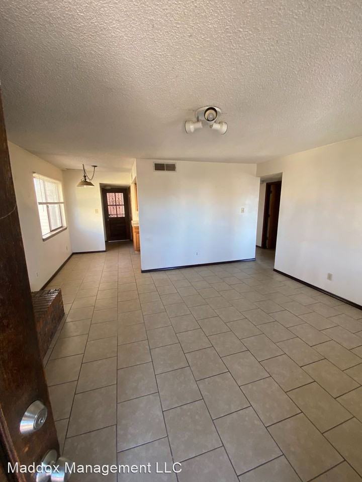 12600 Dunes Rd SE - Photo 2 of 13