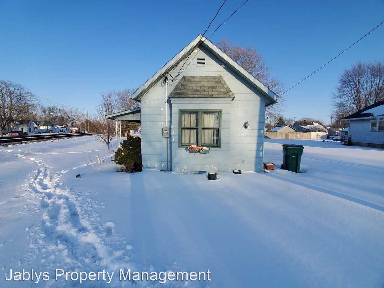 8115 S Edwards Ave - Photo 2 of 22