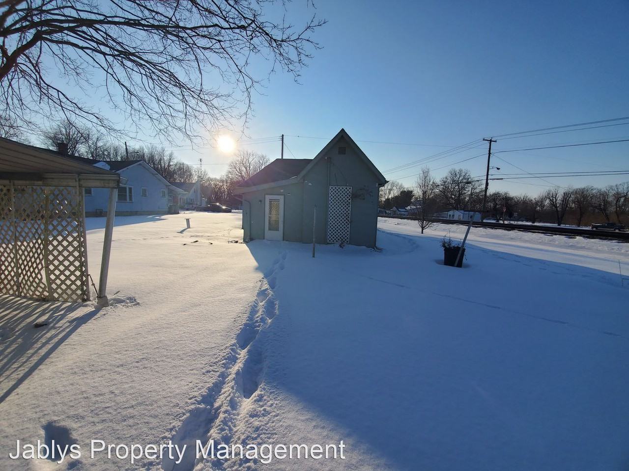 8115 S Edwards Ave - Photo 3 of 22