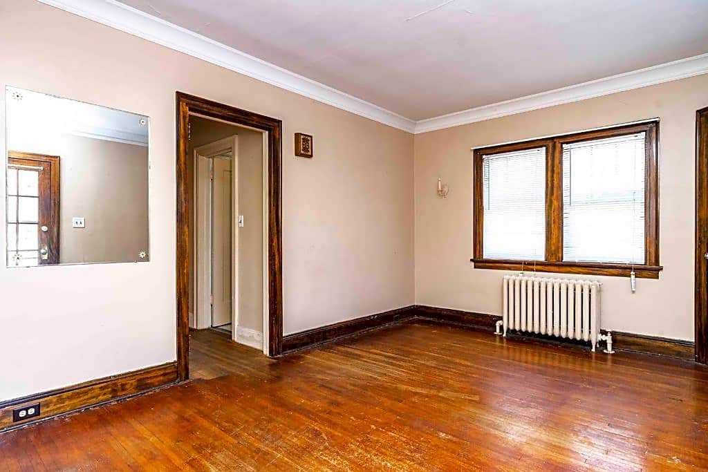 118 W Saint Marie St - Photo 3 of 9