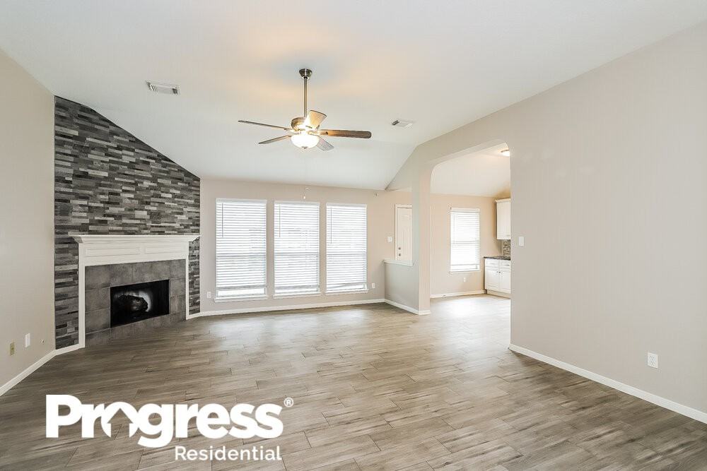 5113 Orange Blossom Ct - Photo 3 of 21