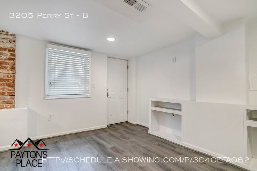 3205 Perry St #B - Photo 3 of 24
