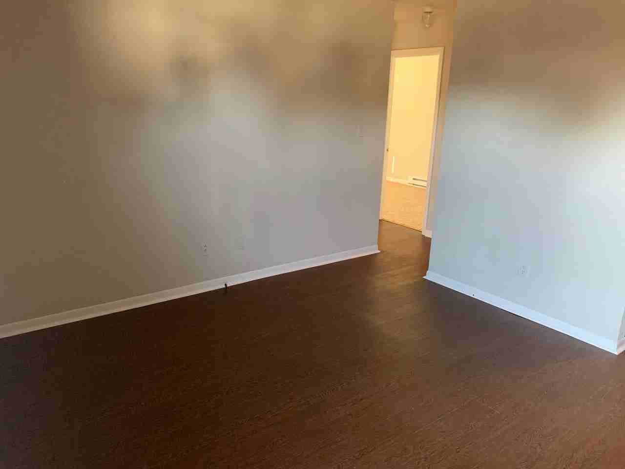 Sunset Village - Photo 5 of 6