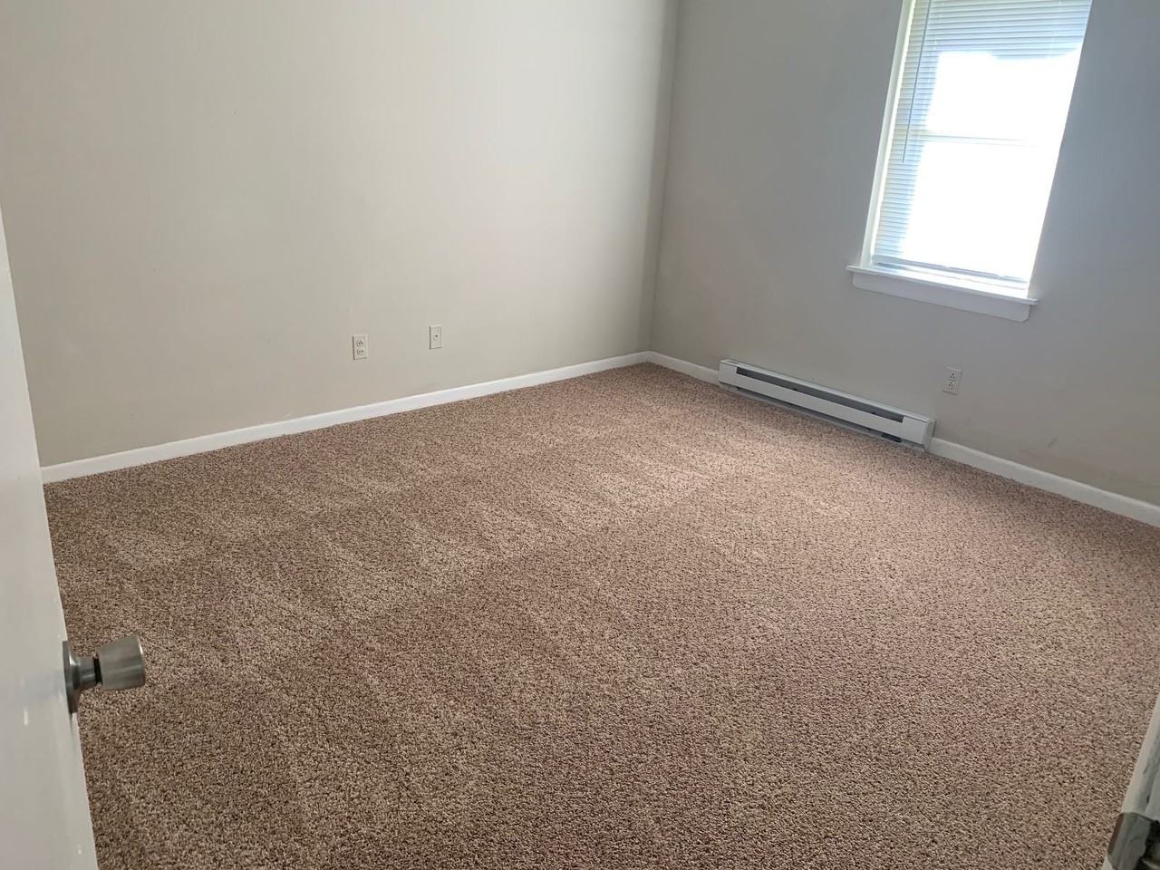 Sunset Village - Photo 6 of 6