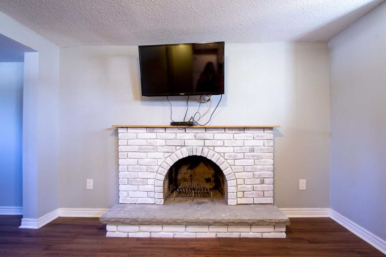 419 Guildwood Court - Photo 6 of 17