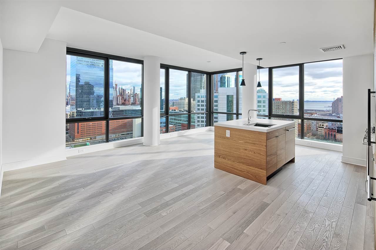 10 Provost St Unit 2204