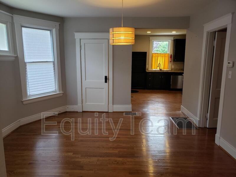 4129 Maple Dr - Photo 2 of 14