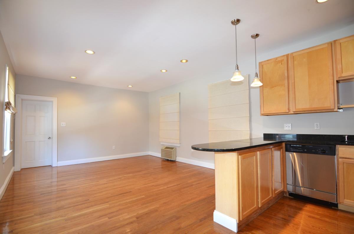 1115 M Street Northwest #3 - Photo 3 of 13