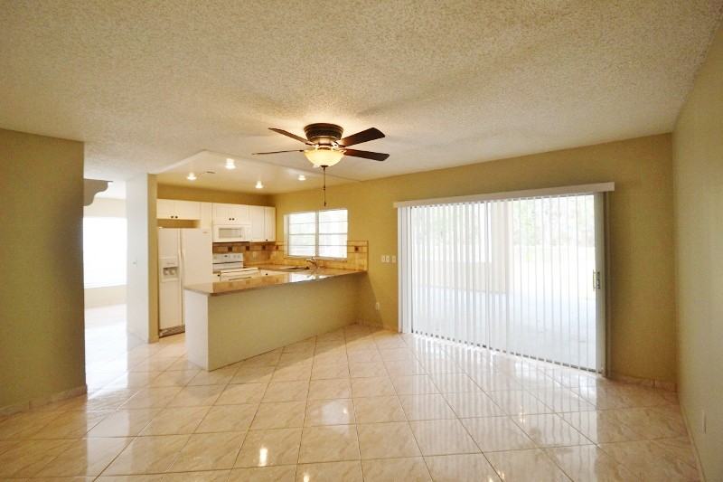 13906 Cherry Creek Dr - Photo 3 of 6